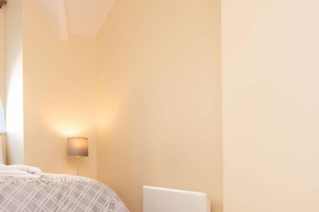 Latin Quarter Luxury Apartment กัลเวย์ ภายนอก รูปภาพ