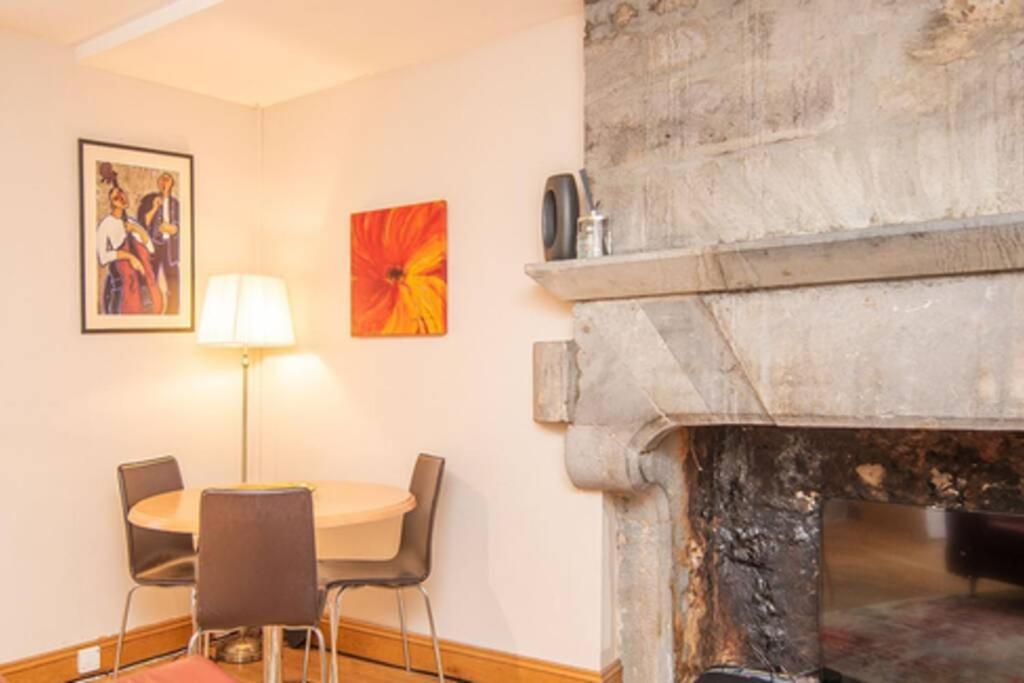 Latin Quarter Luxury Apartment กัลเวย์ ภายนอก รูปภาพ